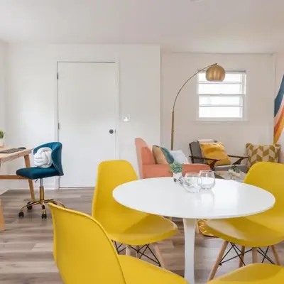 Retro Retreat renovated 2BR