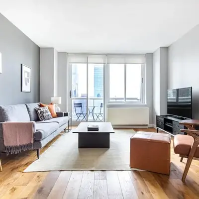 Hells Kitchen 1BR w Pool Gym DM nr Subway NYC-482