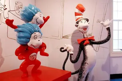 two cat in the hat statues on display in a room at Comfy 4 Bed 1 Bath with Wi-fi in College Area in Springfield