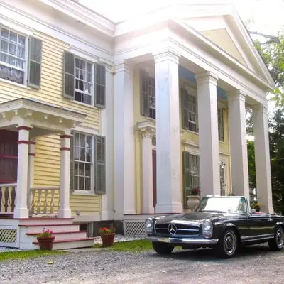 Oakcliff Bed and Breakfast
