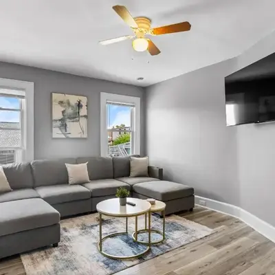 Centrally Located Stamford Gem