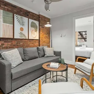 Sleek Midtown East Stay Near Everything