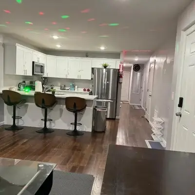 Cozy 3-Bedroom Apartment in Newark near NYC